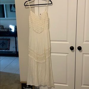 White knit dress